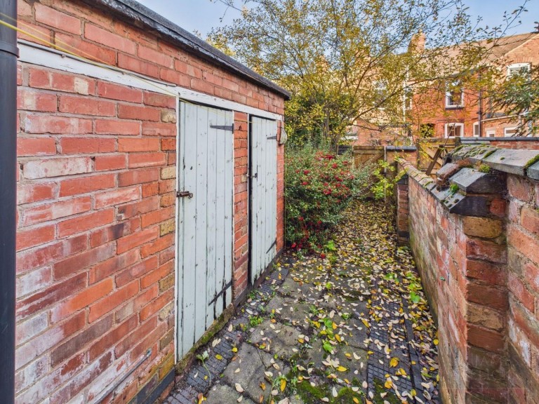 Images for St. Leonards Road, Clarendon Park, Leicester