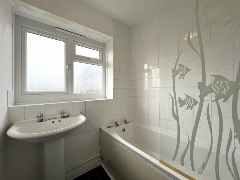 Images for Tennyson Road, Daventry, NN11