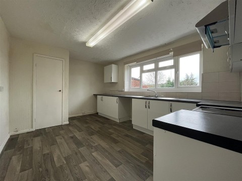 Click the photo for more details of Tennyson Road, Daventry, NN11