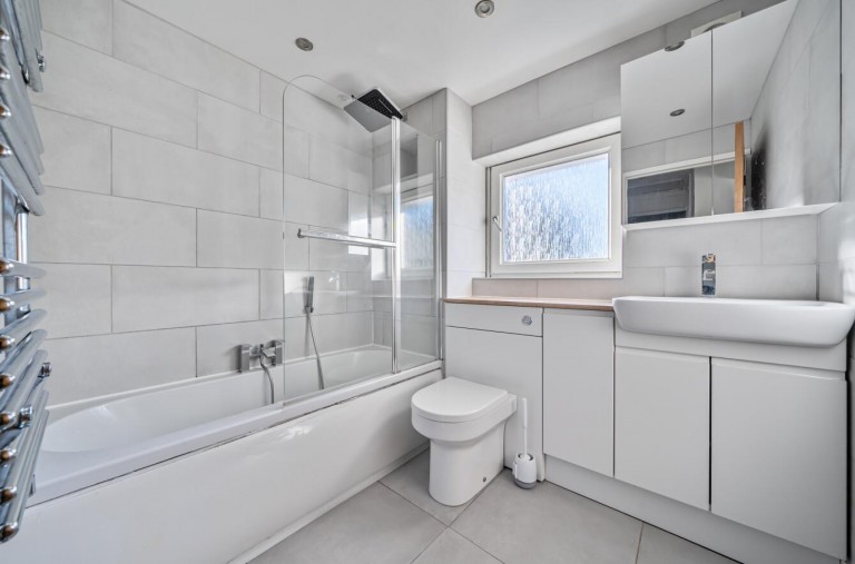 Images for Harmans Way, Weedon, NN7