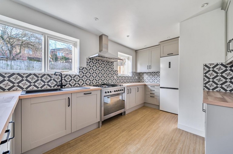 Images for Harmans Way, Weedon, NN7