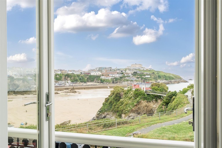 Images for Lazy Waves, Island Crescent, Newquay