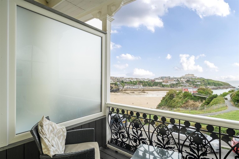 Images for Lazy Waves, Island Crescent, Newquay