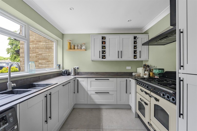 Images for Flambards Close, Meldreth, Royston