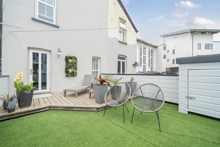 Images for Lazy Waves, Island Crescent, Newquay