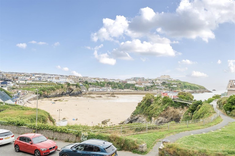 Images for Lazy Waves, Island Crescent, Newquay