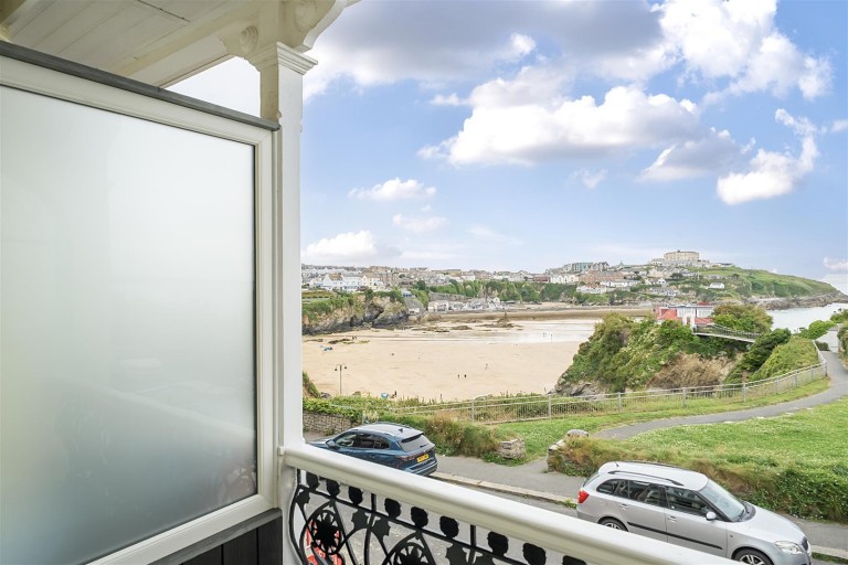 Images for Lazy Waves, Island Crescent, Newquay