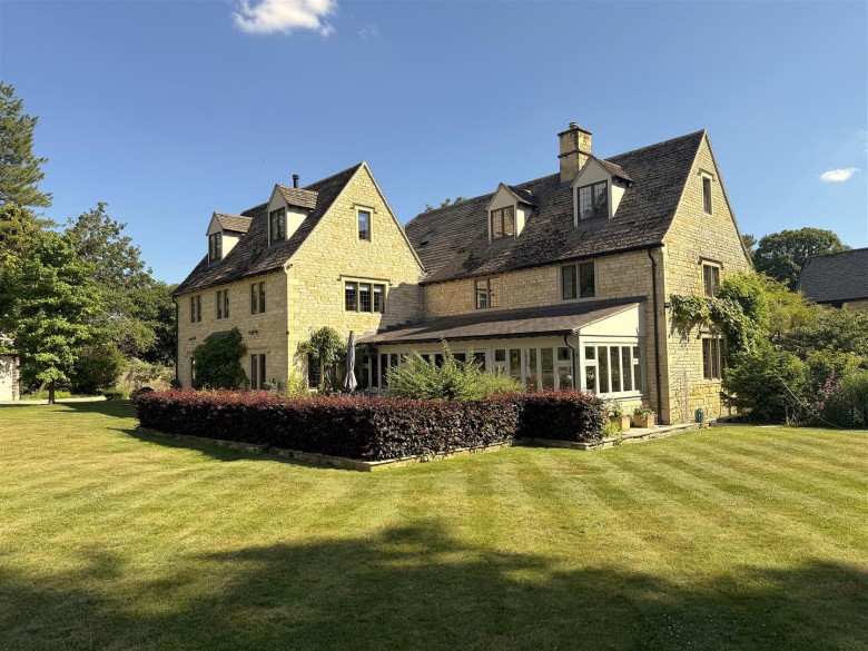 Click the photo for more details of Lower Slaughter, Gloucestershire