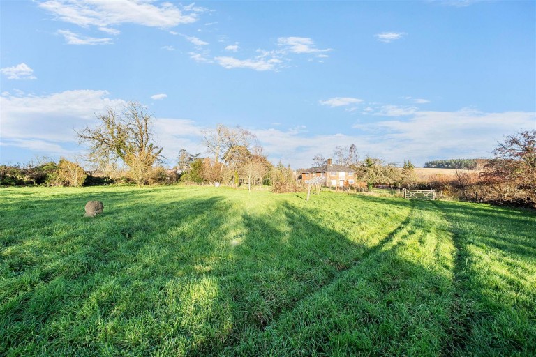 Images for Durweston, Blandford Forum