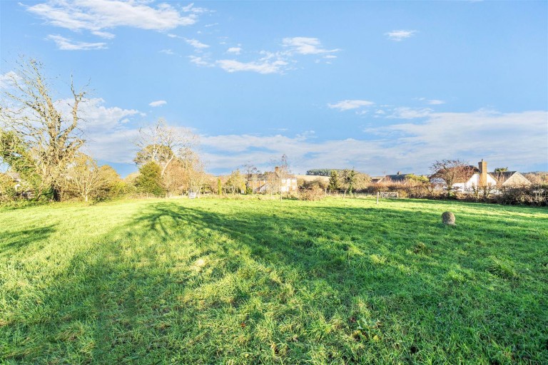 Images for Durweston, Blandford Forum