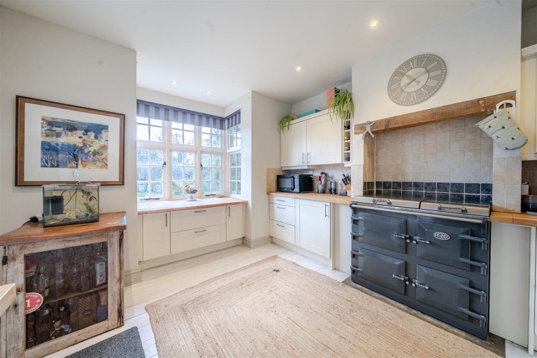 Images for Symphony Farmhouse, Quarr, Gillingham