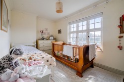 Images for Symphony Farmhouse, Quarr, Gillingham