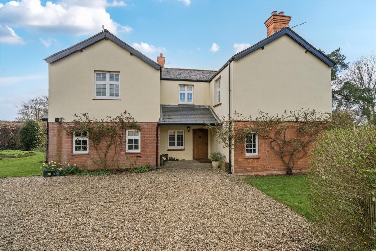 Images for Symphony Farmhouse, Quarr, Gillingham