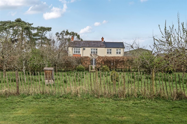 Images for Symphony Farmhouse, Quarr, Gillingham