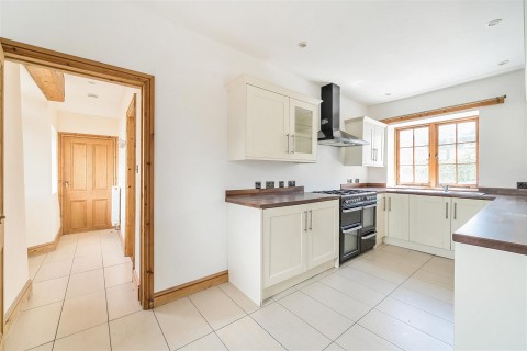 Click the photo for more details of Higher Town, Sampford Peverell, Tiverton