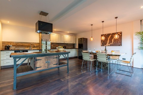 Click the photo for more details of Enstone, Oxfordshire