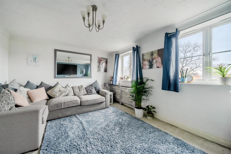 Images for Rayner Drive, Arborfield, Reading