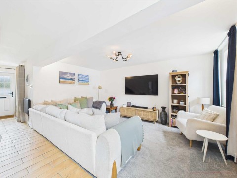 Click the photo for more details of Mowsley Road, Husbands Bosworth, Lutterworth