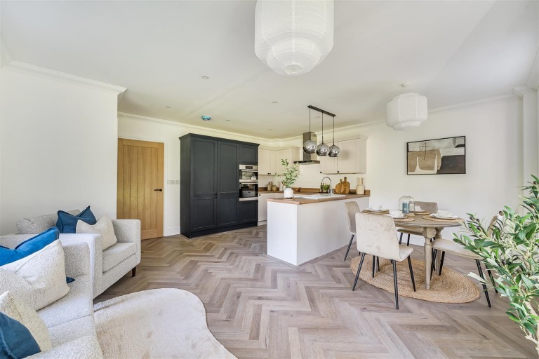 Images for Salisbury Road, Blandford Forum