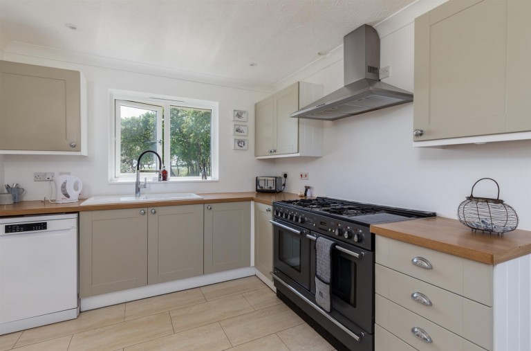 Images for Chine Lane, Atherfield