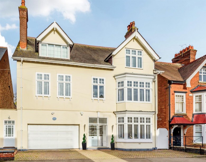 Click the photo for more details of Elsee Road, Rugby, CV21