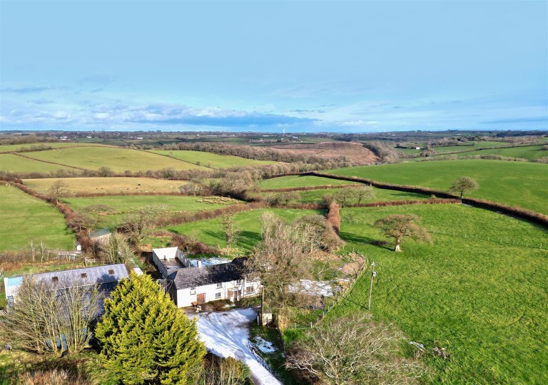 Images for Nr Milton Damerel