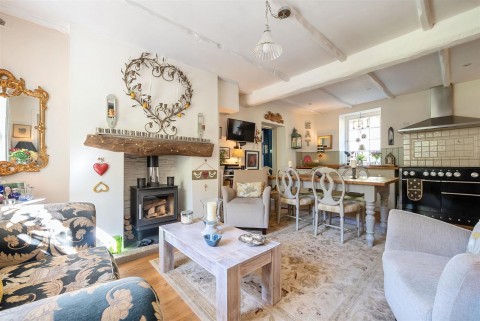 Click the photo for more details of Sydenham, Lewdown, West Devon