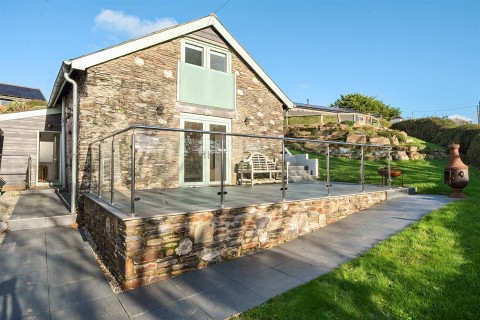 Click the photo for more details of Lee Bay