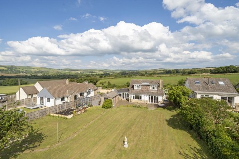 Click the photo for more details of Hoopers Lane, Puncknowle
