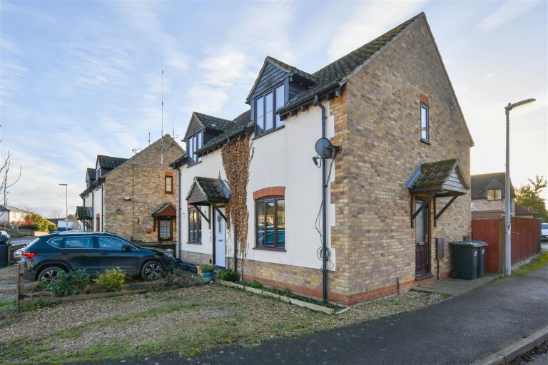 Images for Goodchilds Gardens, Isleham