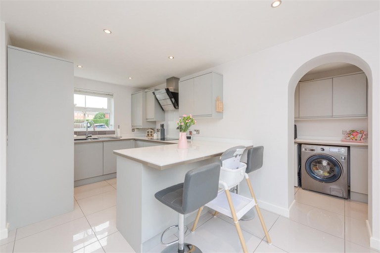 Images for Lindores Road, Tamworth, B77