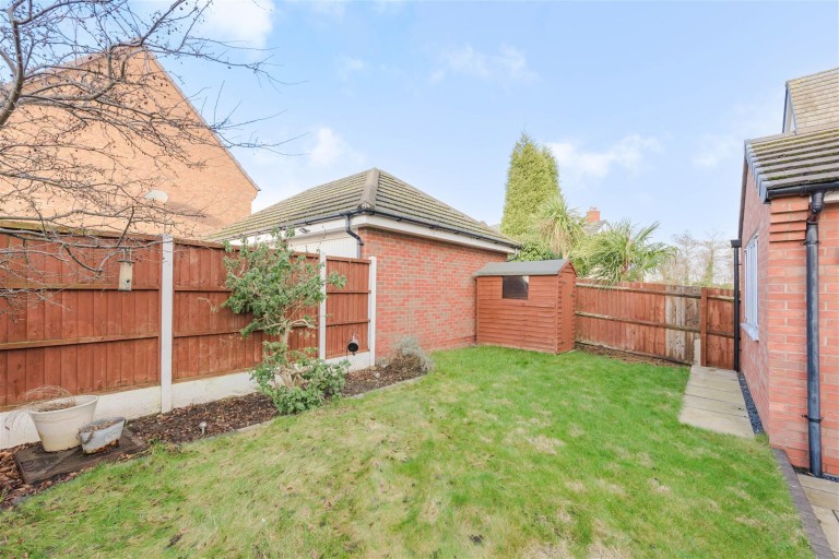 Images for Lindores Road, Tamworth, B77