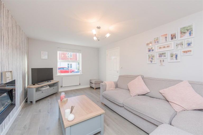 Images for Lindores Road, Tamworth, B77