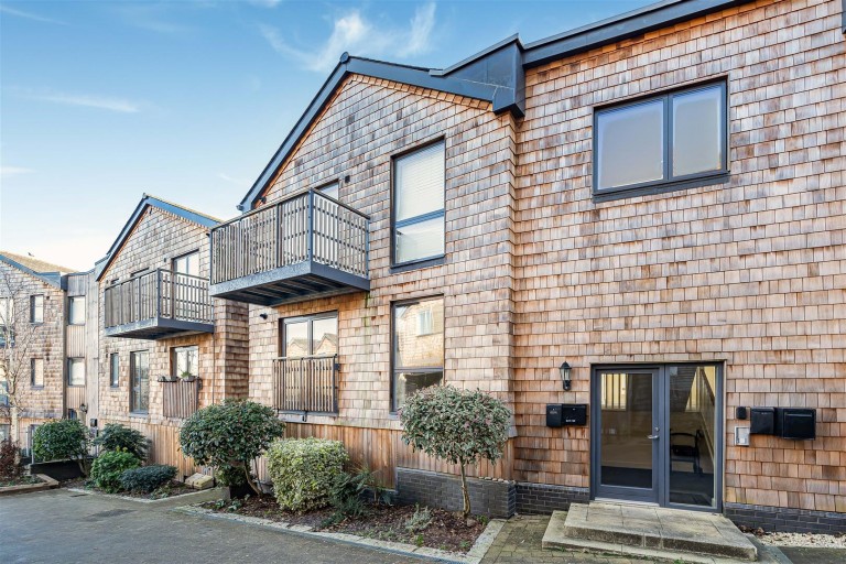 Images for Baltic Way, Totnes