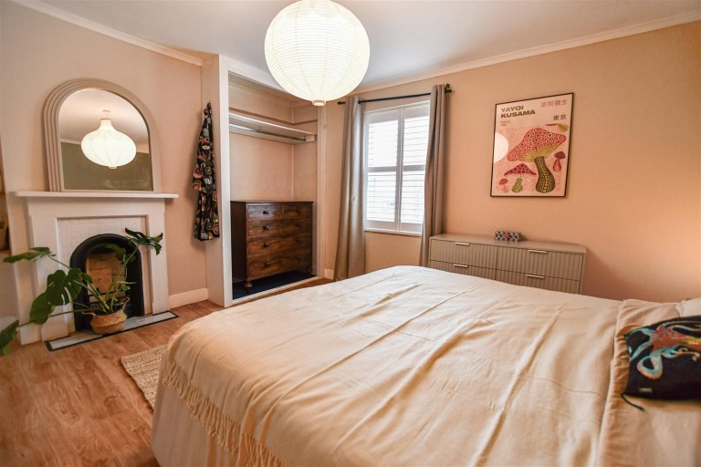 Images for Mill Hill, Newmarket