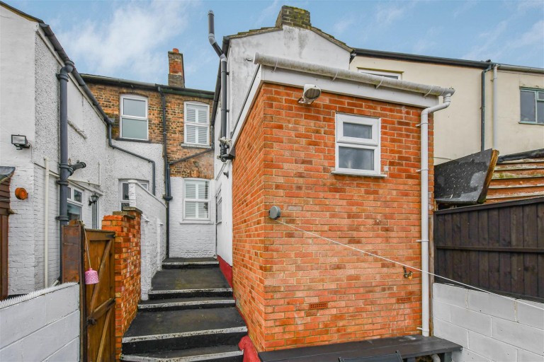 Images for Mill Hill, Newmarket