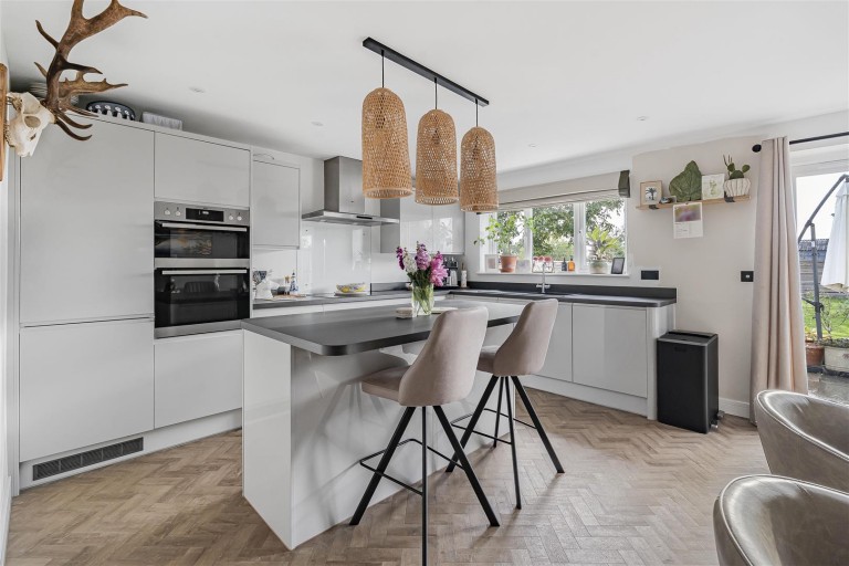 Images for The Grange, Therfield, Royston