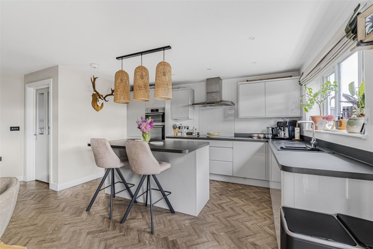 Images for The Grange, Therfield, Royston