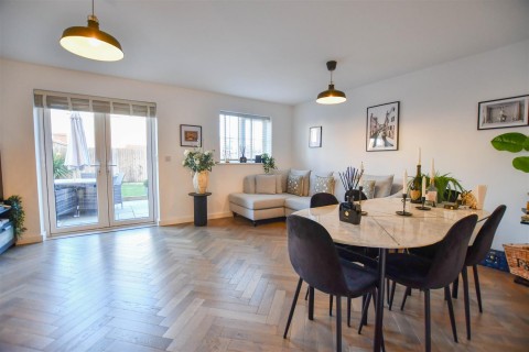 Click the photo for more details of Primrose Drive, Red Lodge