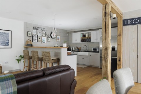 Click the photo for more details of Churchill, Oxfordshire