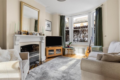 Click the photo for more details of Marshall Road, Cambridge