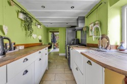 Images for 98A High Street, Honiton