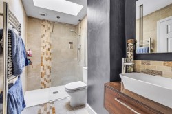 Images for 98A High Street, Honiton