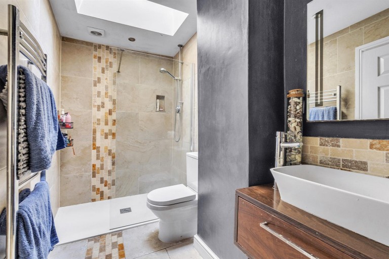 Images for 98A High Street, Honiton