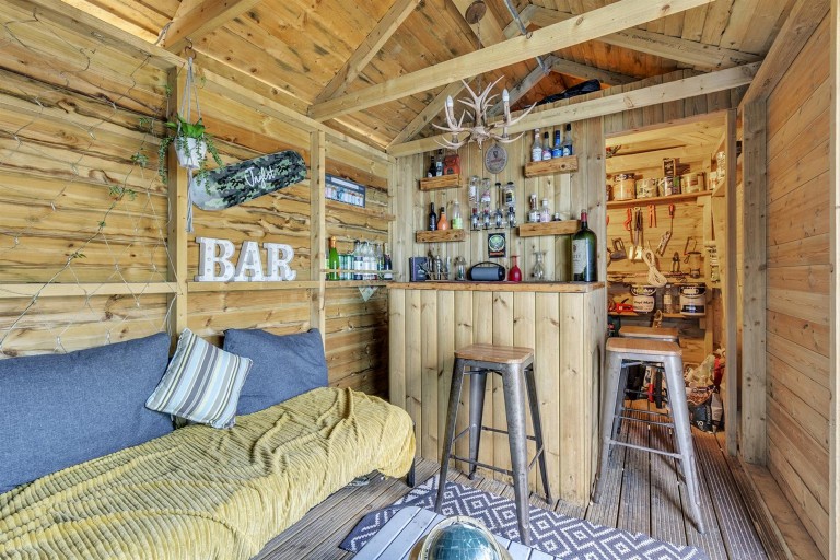 Images for 98A High Street, Honiton