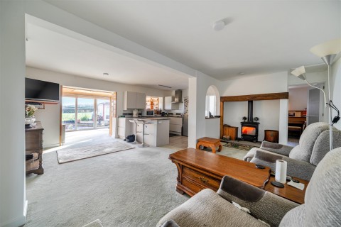 Click the photo for more details of Barrows Hill, East Chinnock, Yeovil