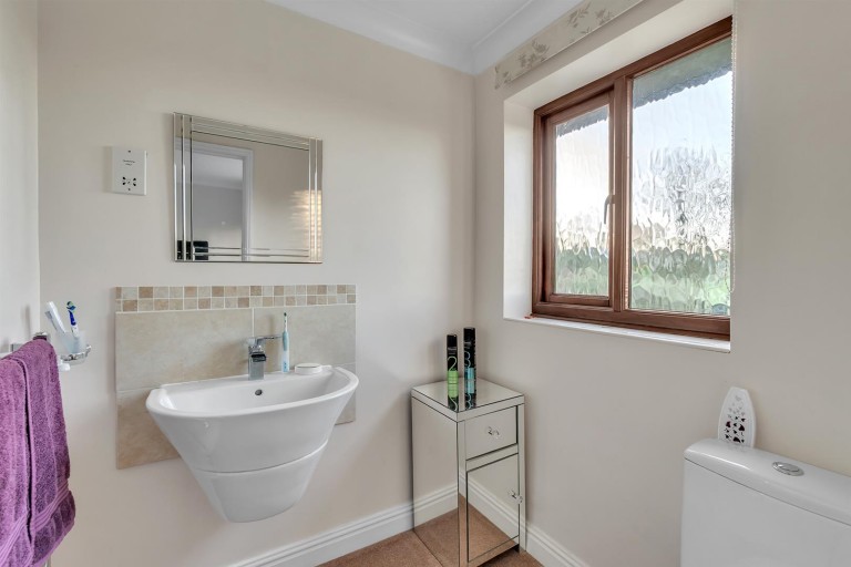 Images for 4 Farthings Rise, Plymtree, Cullompton