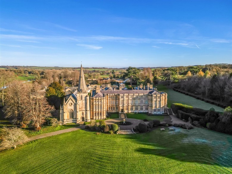 Click the photo for more details of Sherborne, Gloucestershire