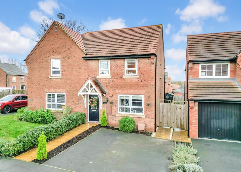 Click the photo for more details of Davies Close, Hugglescote, LE67