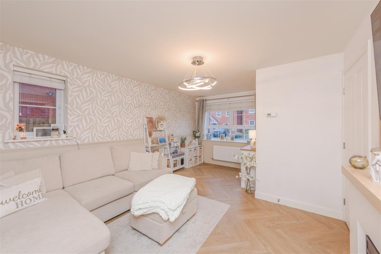 Images for Davies Close, Hugglescote, LE67